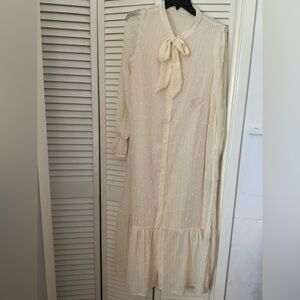 🥥 pearly white dress 🥥